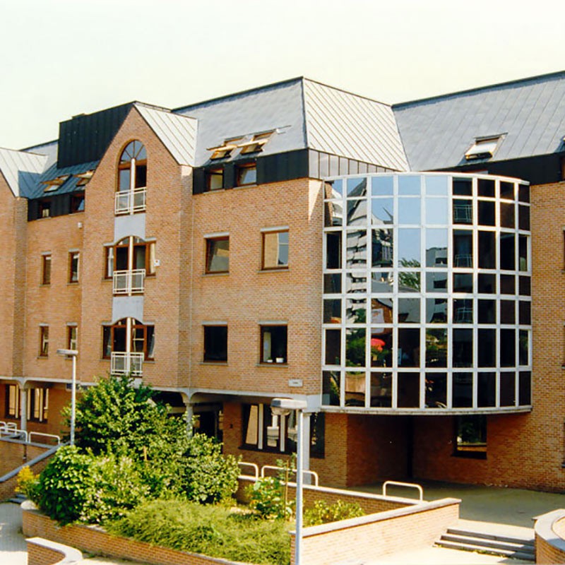 Campus Alma (1990-1992)